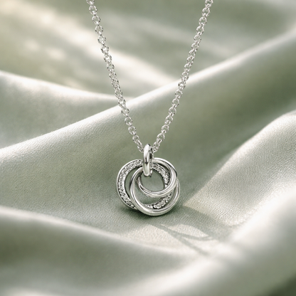 Collier avec pendentifs