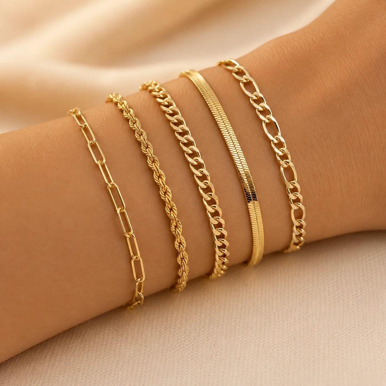 Ensemble de Bracelets Dorés