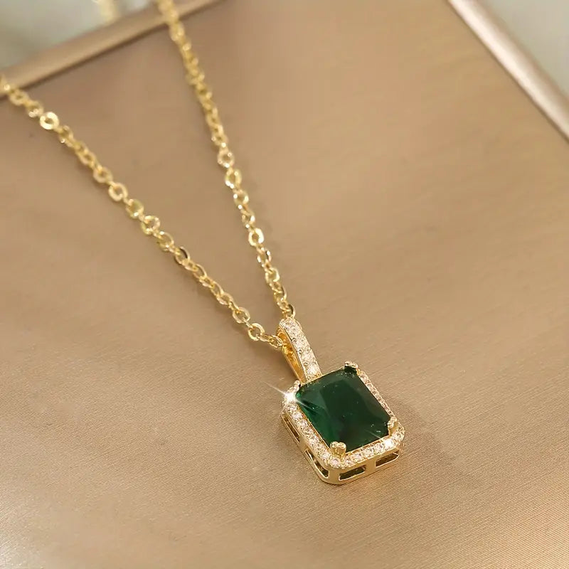 Collier Halo Émeraude Doré