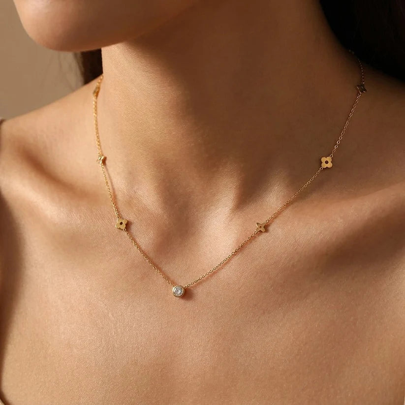 Collier trèfle délicat