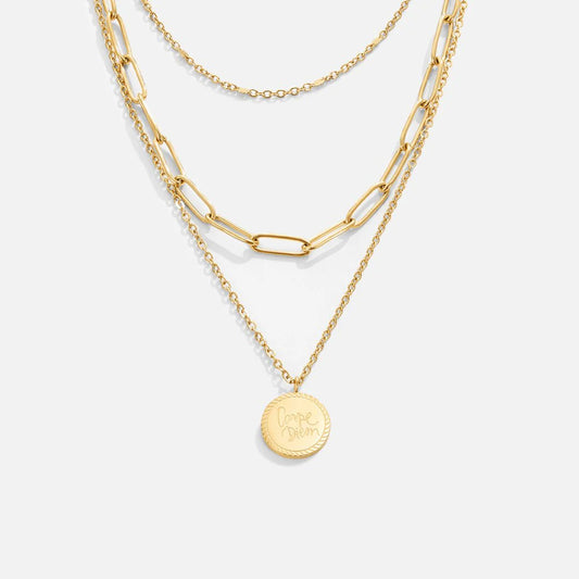 Collier Superposé avec Pièces Vintage